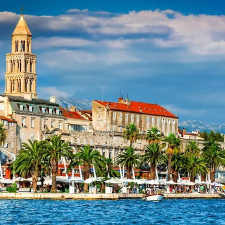 5222-1 For 3 Pers In