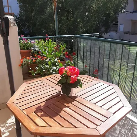 5222-1 For 3 Pers In Split